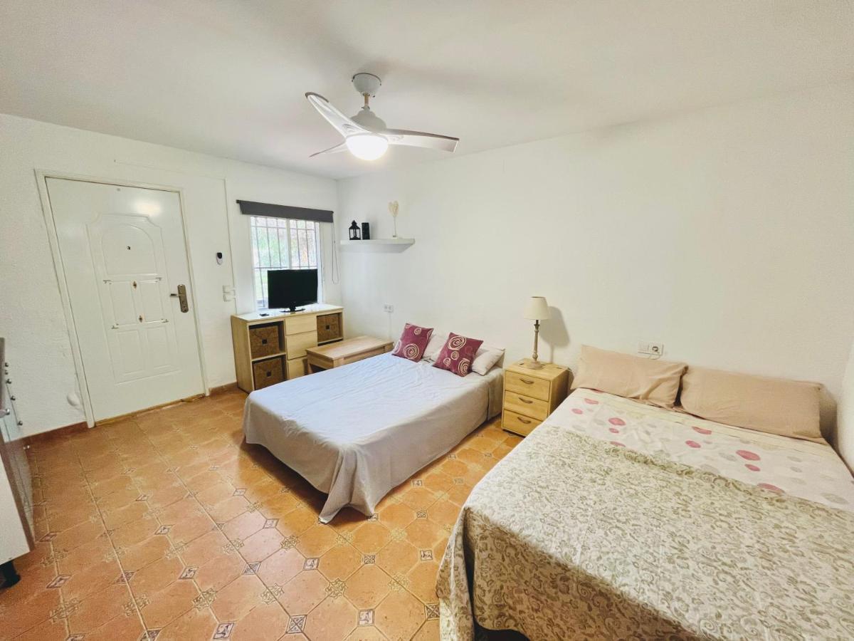 Estudio Adosado Con Jardin Y Parking Privado Alicante Esterno foto